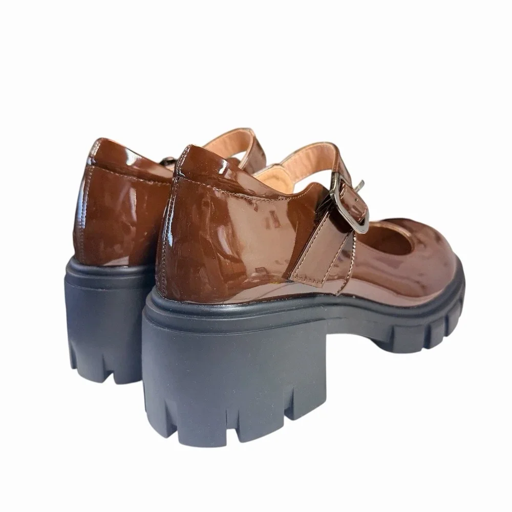 Women's Brown Patent Mary Jane Chunky Lug Sole Platform Work Shoes Size 5.5 NWOB